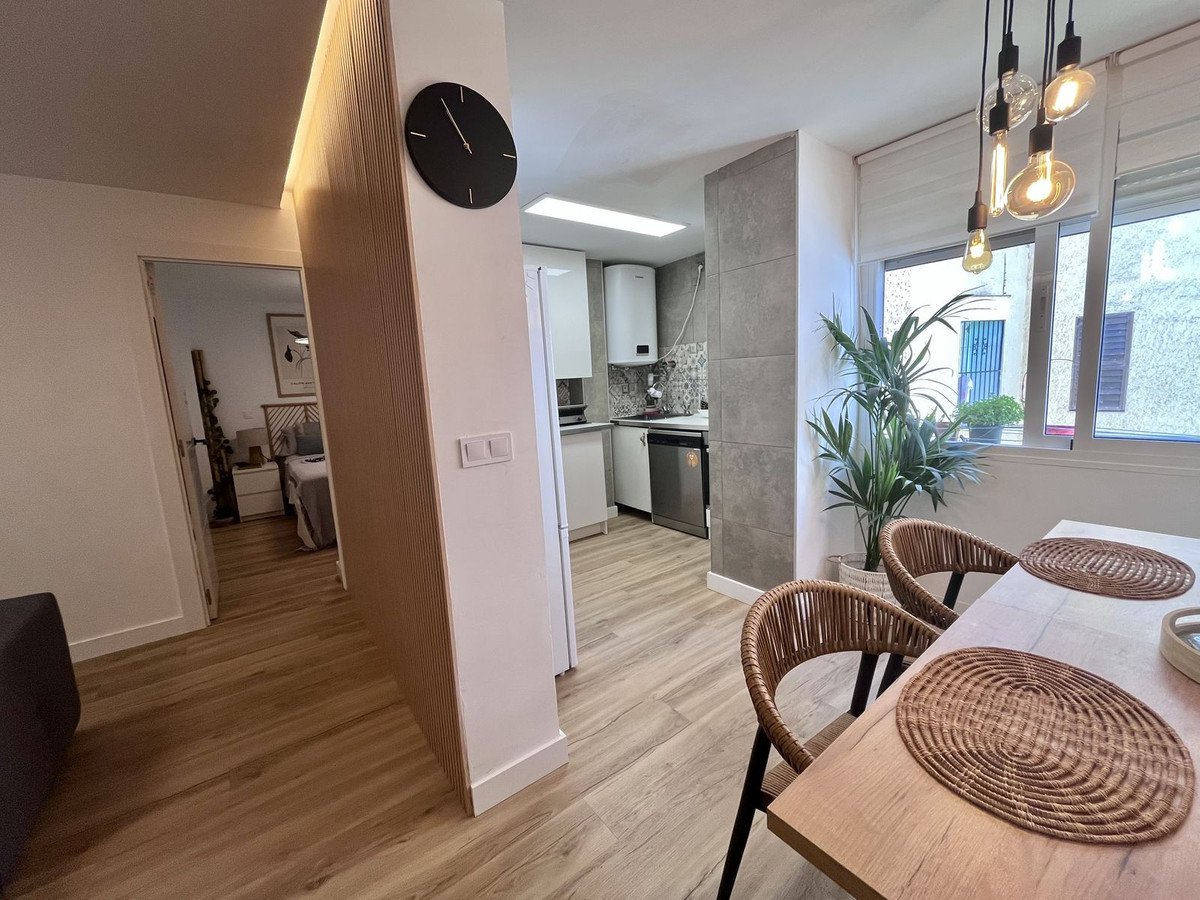 3 Bed Middle Floor Apartment in Torremolinos Centro