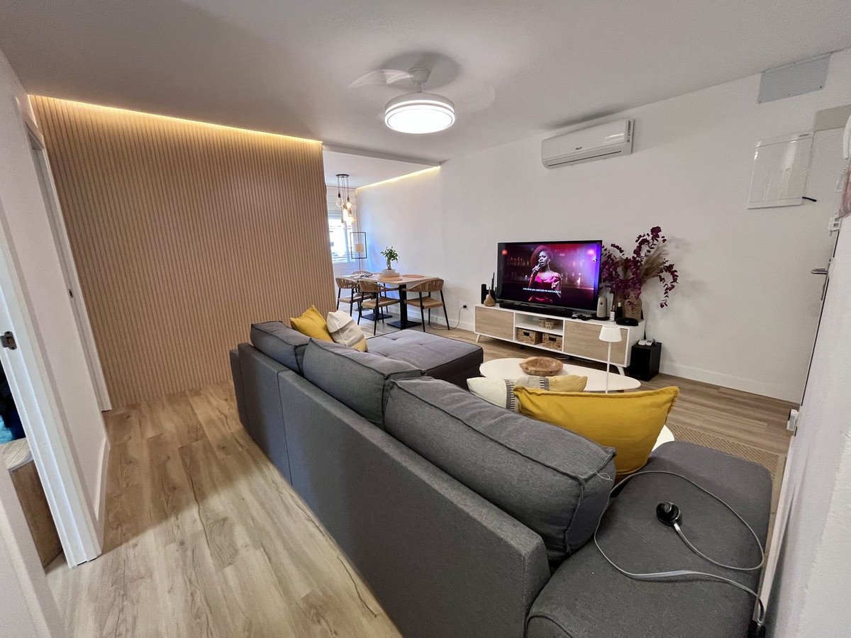 3 Bed Middle Floor Apartment in Torremolinos Centro