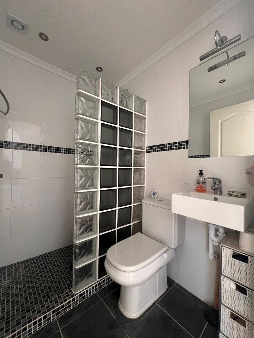 2 Bed Middle Floor Apartment in Riviera del Sol