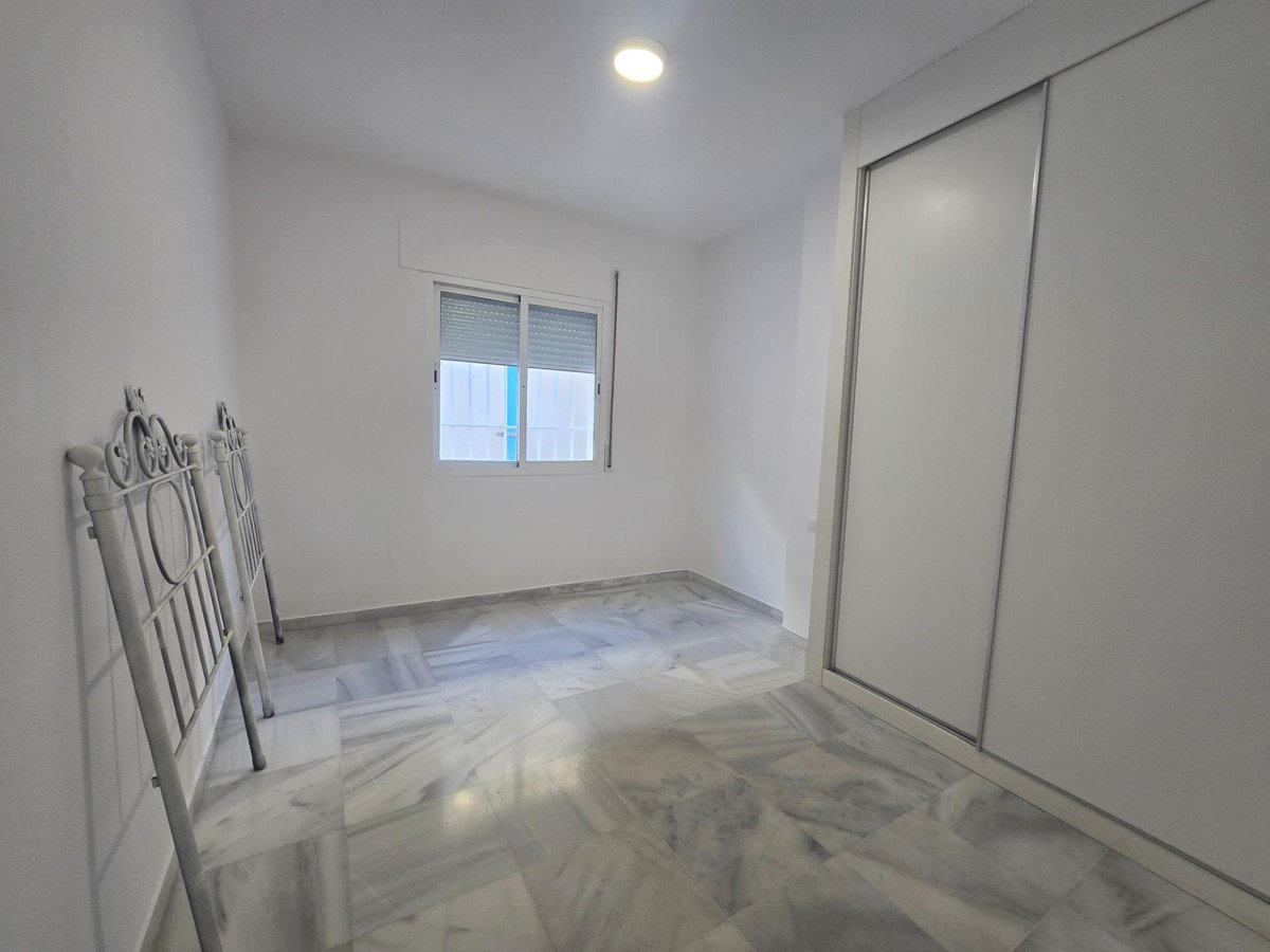 3 Bed Middle Floor Apartment in Torrequebrada