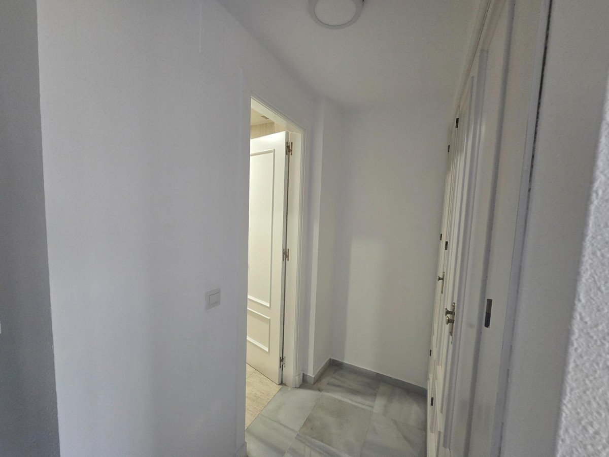 3 Bed Middle Floor Apartment in Torrequebrada