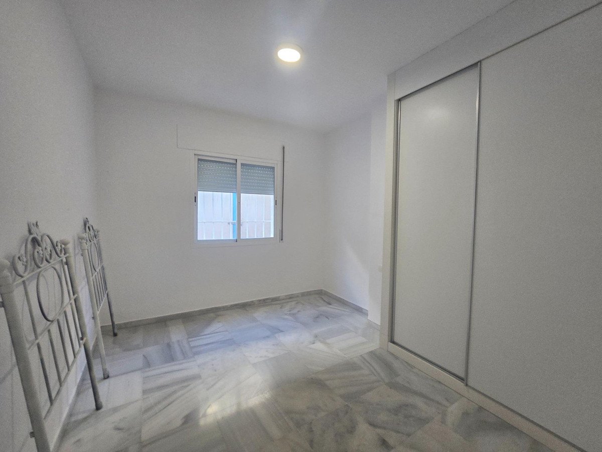 3 Bed Middle Floor Apartment in Torrequebrada