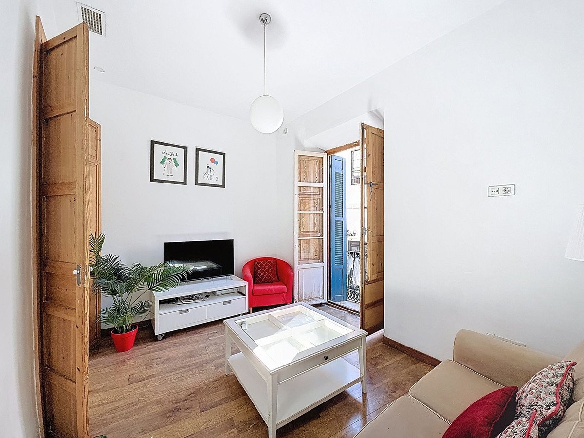 3 Bed Top Floor Apartment in Centro Histórico