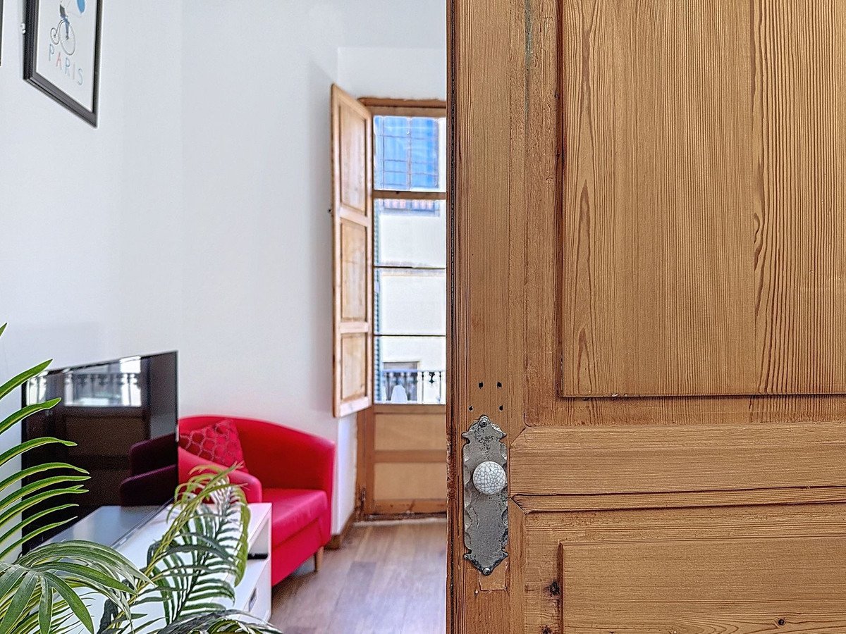 3 Bed Top Floor Apartment in Centro Histórico