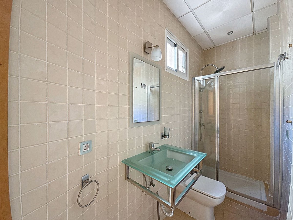 3 Bed Top Floor Apartment in Centro Histórico