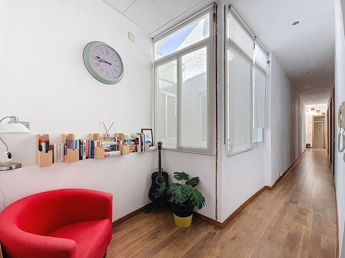 3 Bed Top Floor Apartment in Centro Histórico