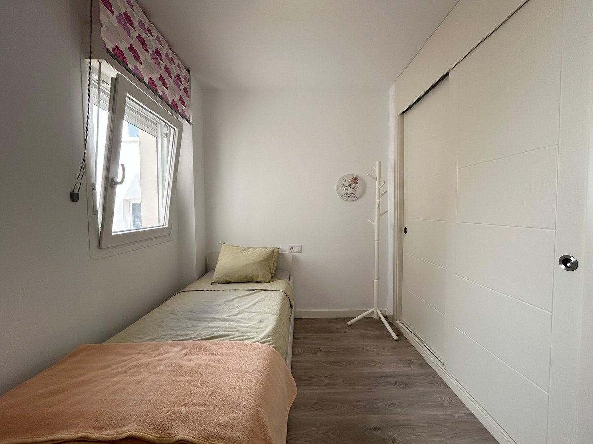 3 Bed Middle Floor Apartment in Nueva Andalucía