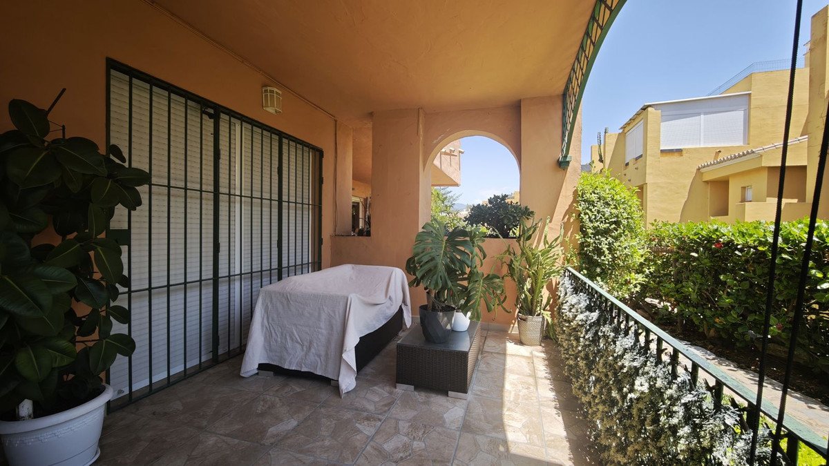 2 Bed Ground Floor Apartment in Guadalmina Alta