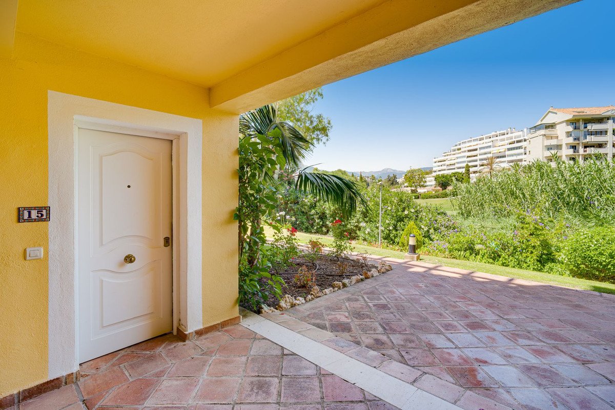 2 Bed Ground Floor Apartment in Guadalmina Alta
