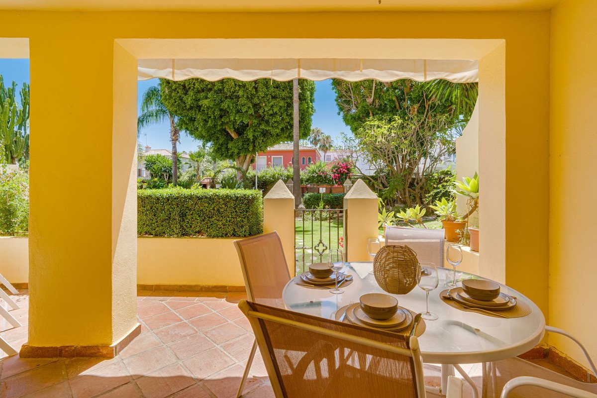 2 Bed Ground Floor Apartment in Guadalmina Alta