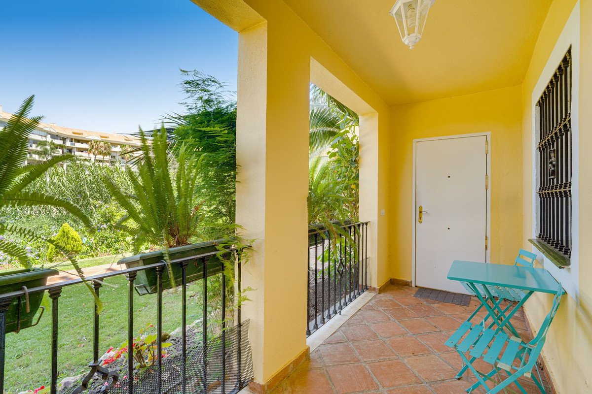 2 Bed Ground Floor Apartment in Guadalmina Alta