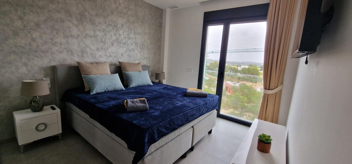 3 Bed Ground Floor Apartment in Las Colinas Golf