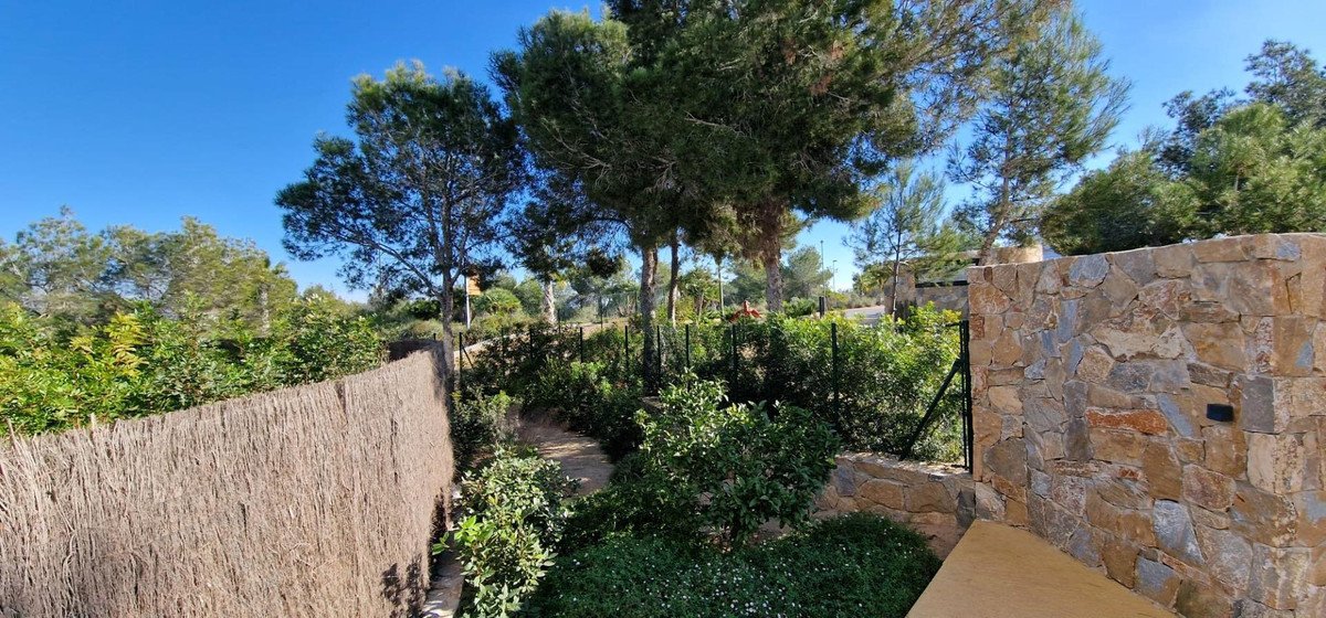 3 Bed Ground Floor Apartment in Las Colinas Golf