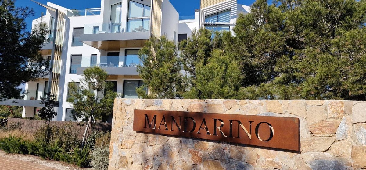 3 Bed Ground Floor Apartment in Las Colinas Golf