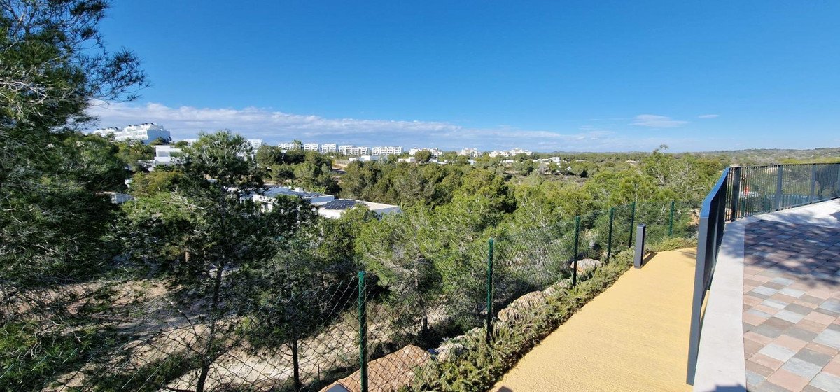 3 Bed Ground Floor Apartment in Las Colinas Golf
