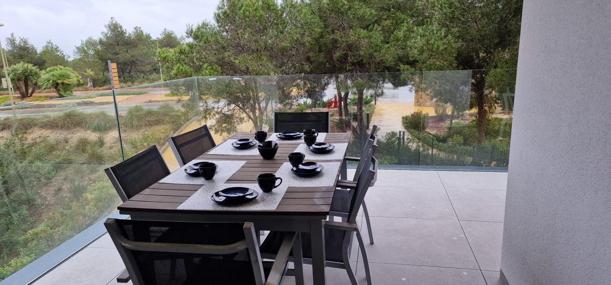 3 Bed Ground Floor Apartment in Las Colinas Golf