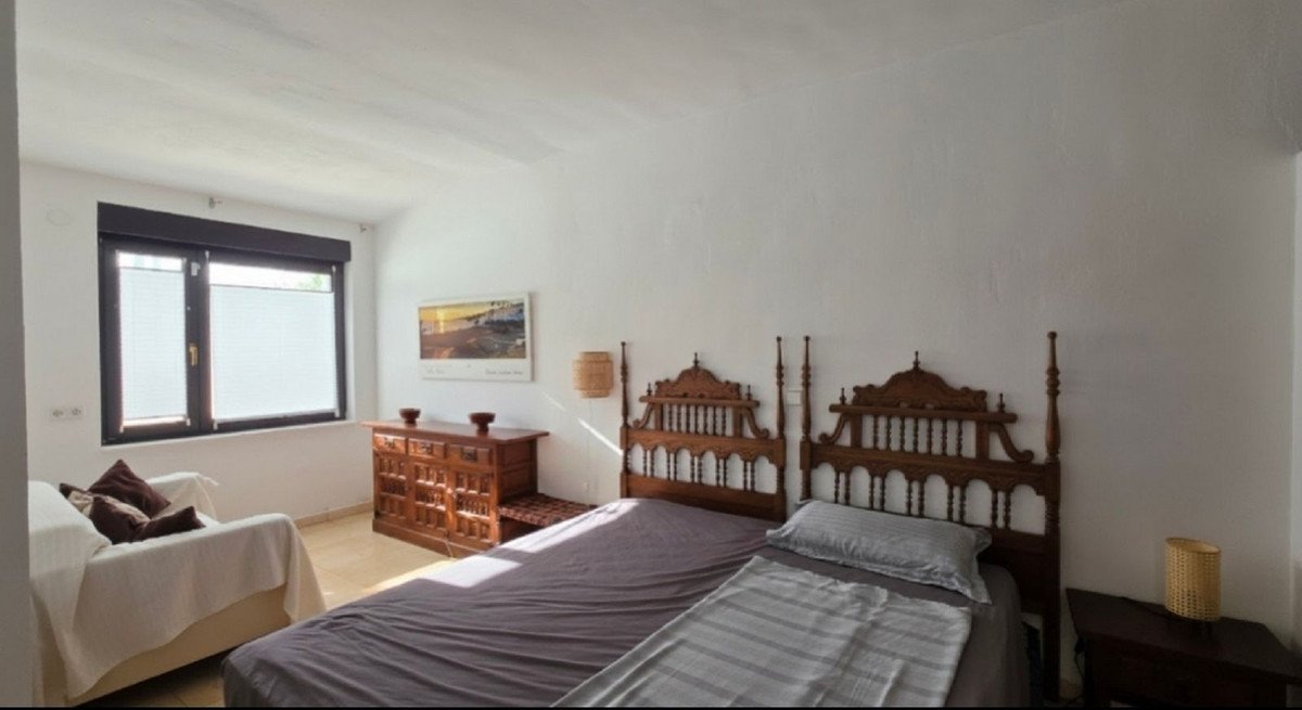 3 Bed Detached Villa in El Faro