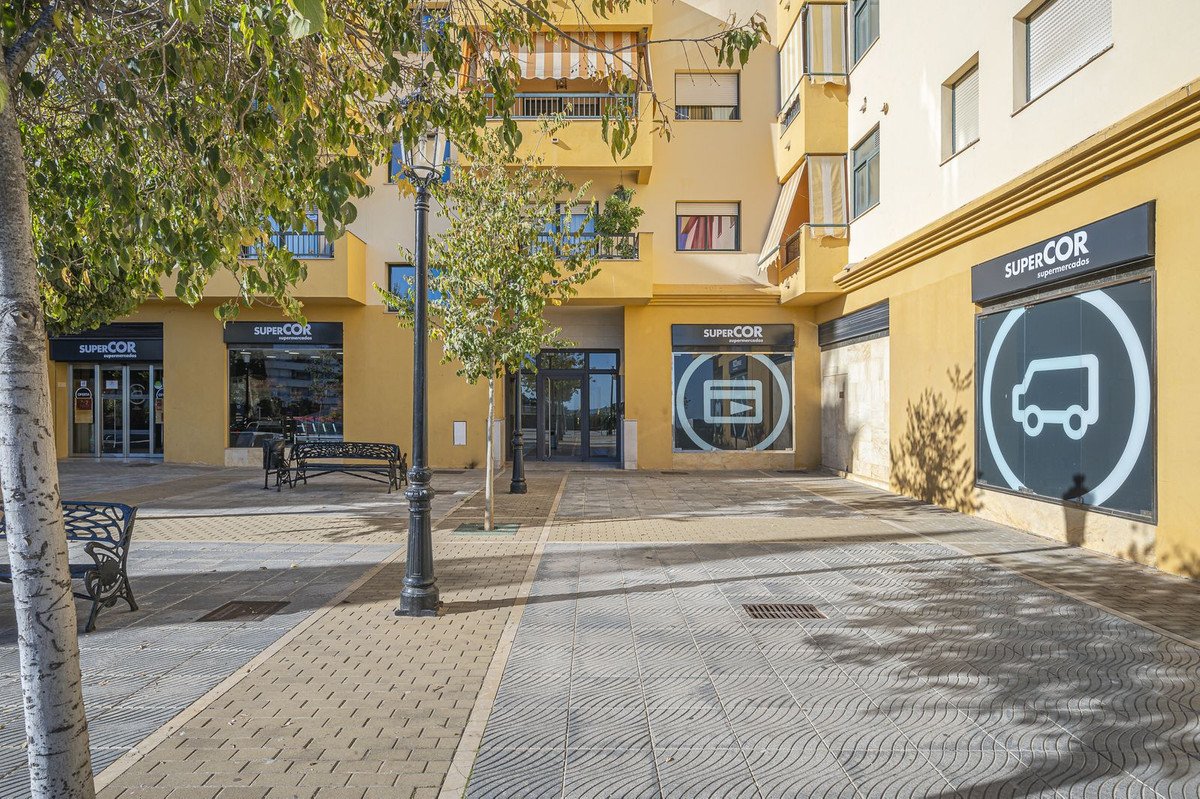 3 Bed Middle Floor Apartment in San Pedro de Alcántara