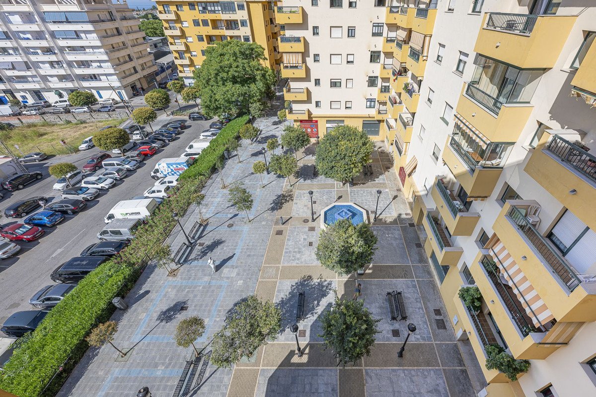 3 Bed Middle Floor Apartment in San Pedro de Alcántara