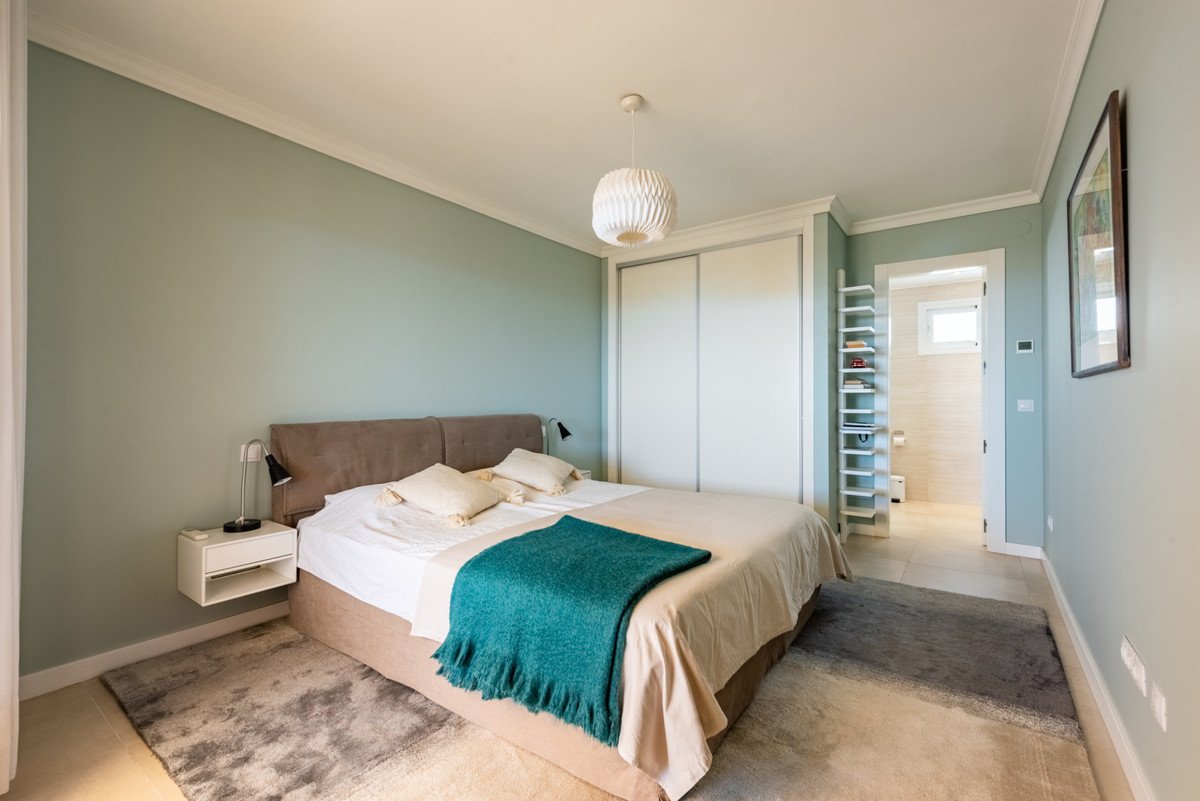 2 Bed Penthouse in San Pedro de Alcántara