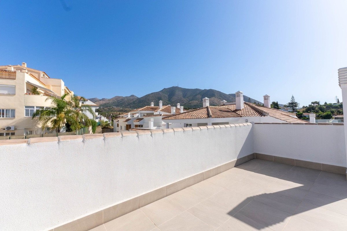 4 Bed Penthouse Duplex in Torreblanca
