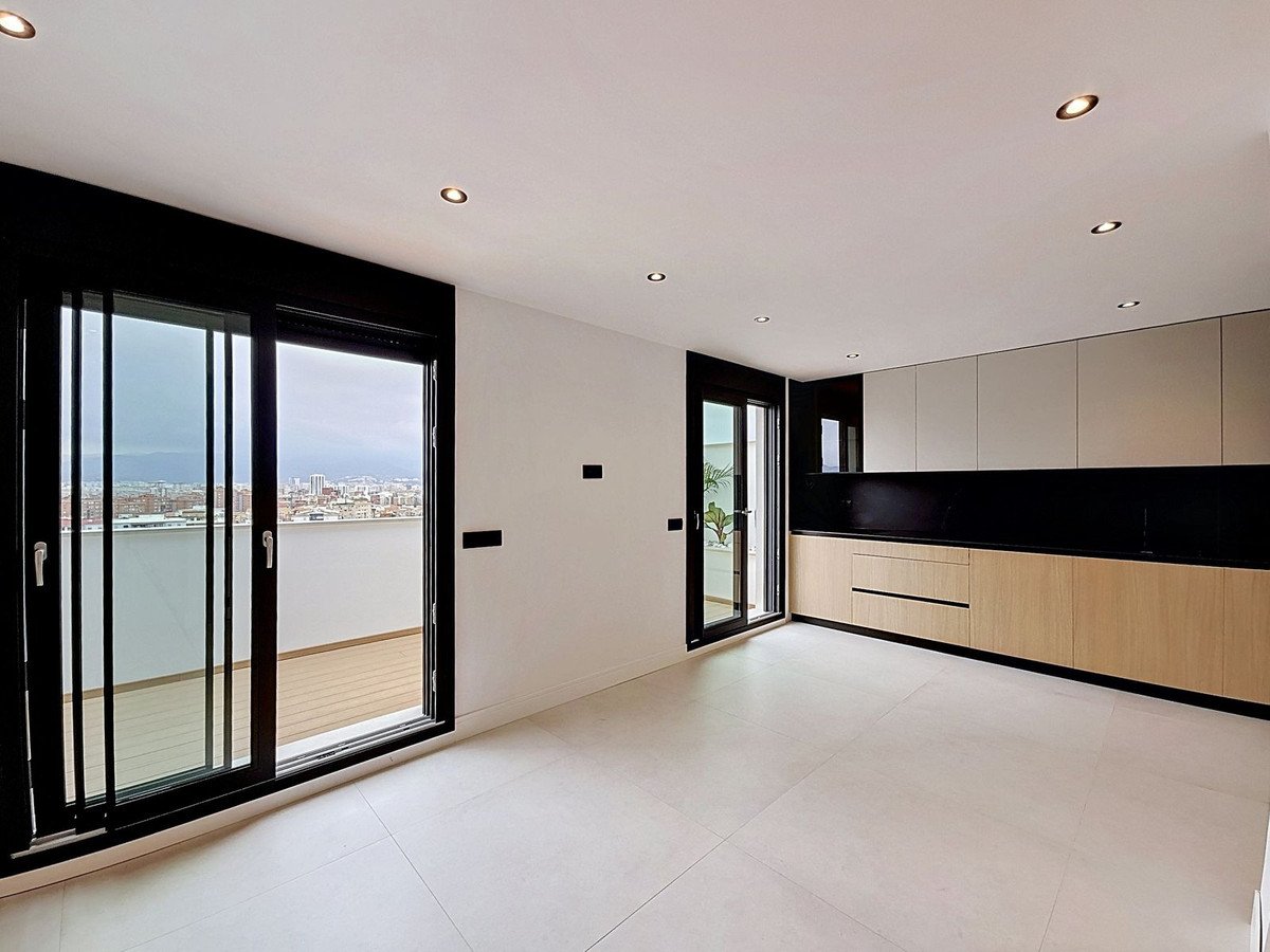 2 Bed Penthouse Duplex in Málaga Centro