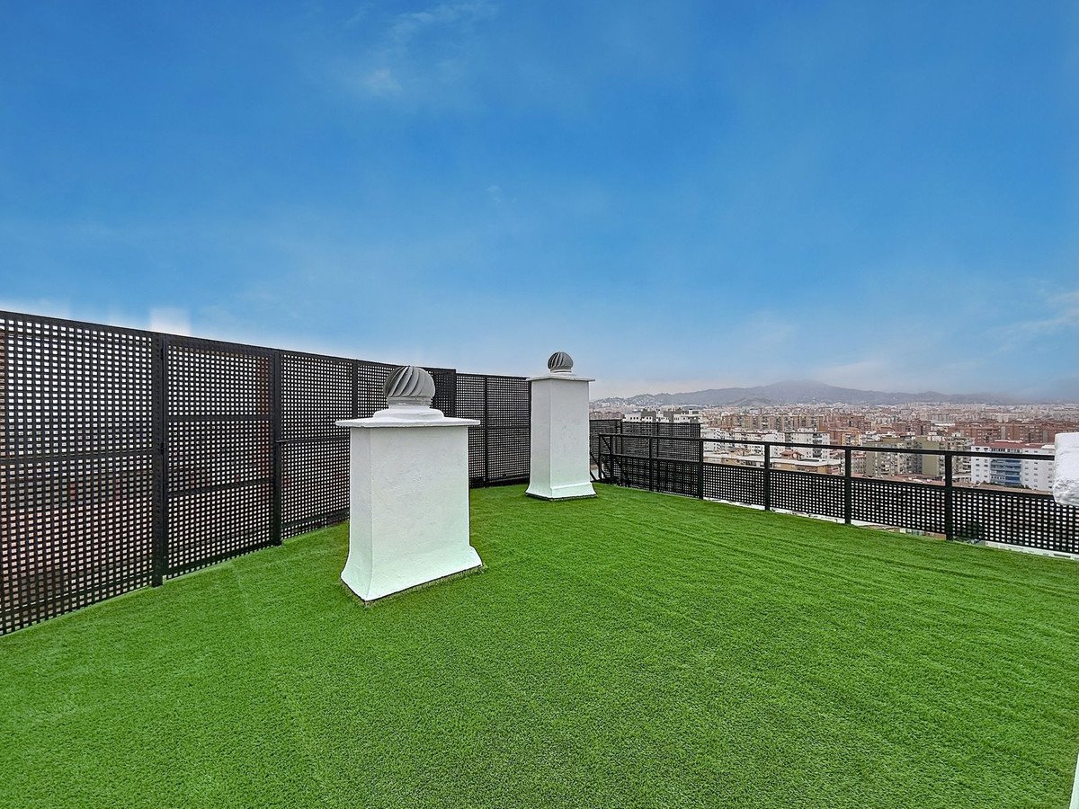 2 Bed Penthouse Duplex in Málaga Centro
