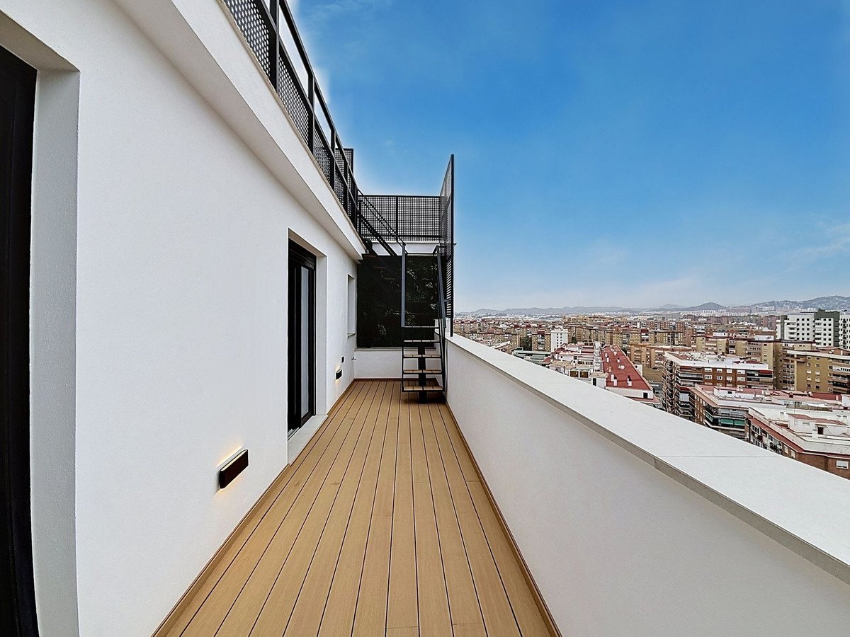2 Bed Penthouse Duplex in Málaga Centro