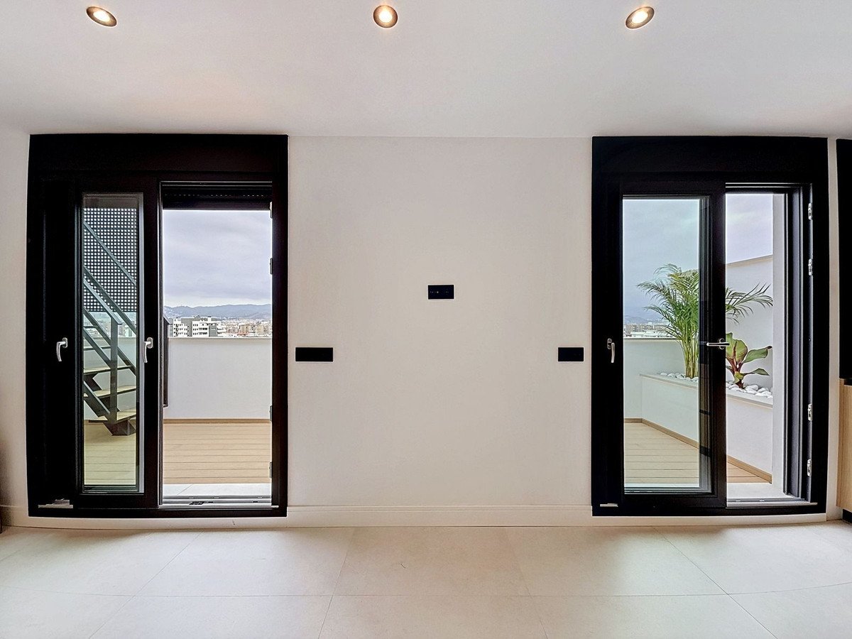 2 Bed Penthouse Duplex in Málaga Centro