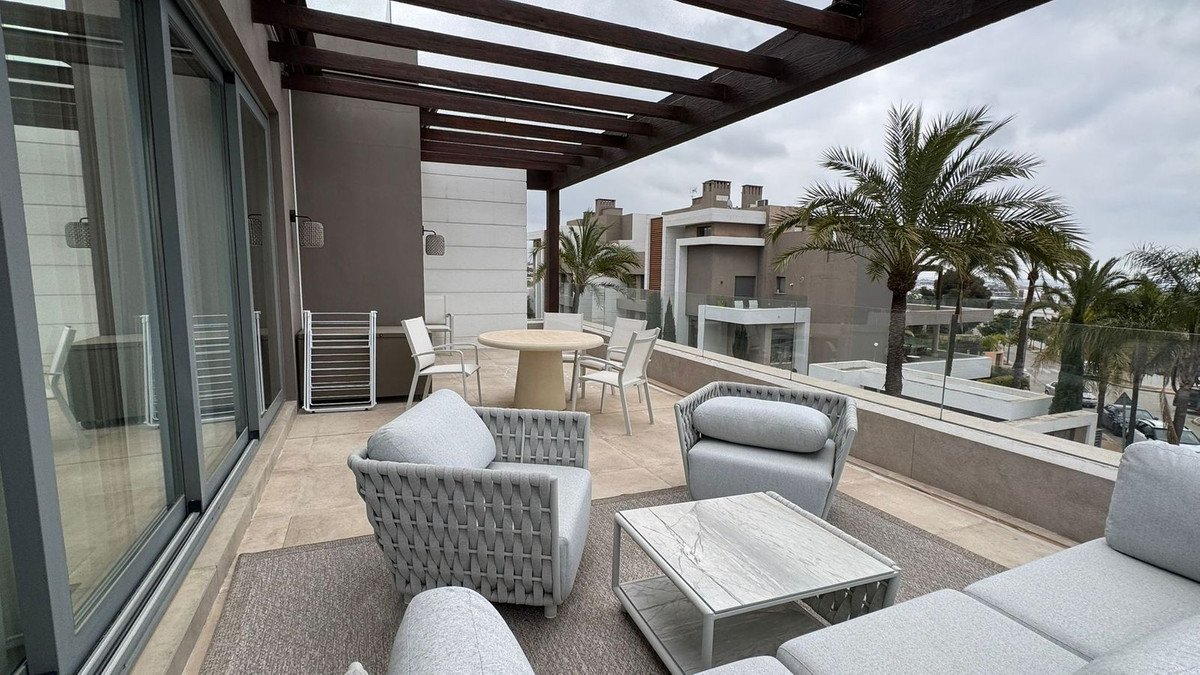 2 Bed Penthouse in Cancelada