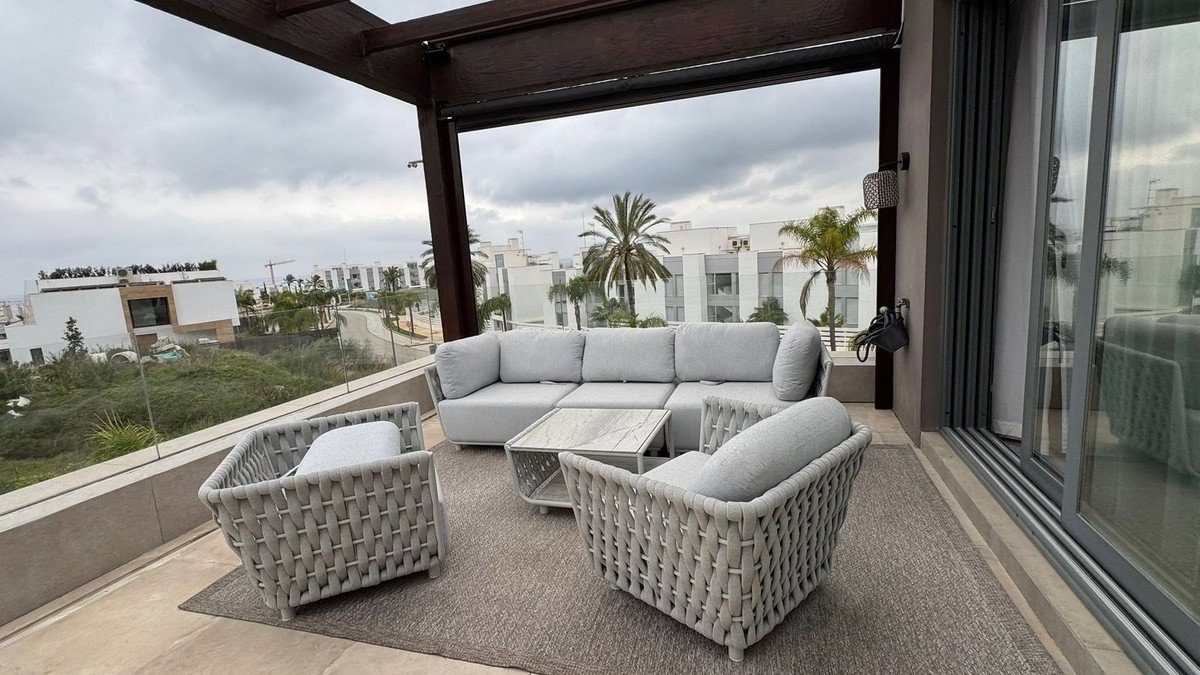 2 Bed Penthouse in Cancelada