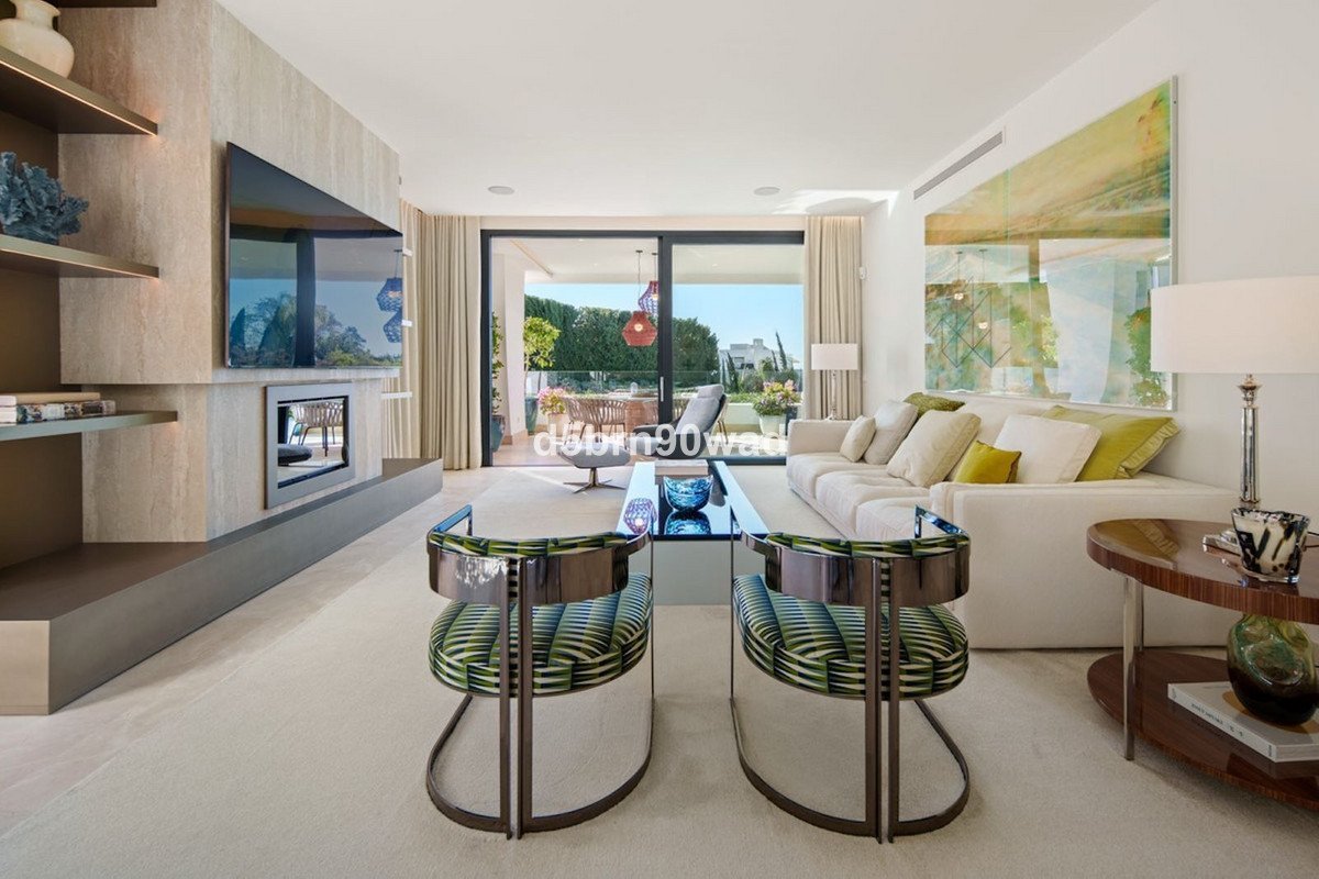 4 Bed Duplex in Sierra Blanca