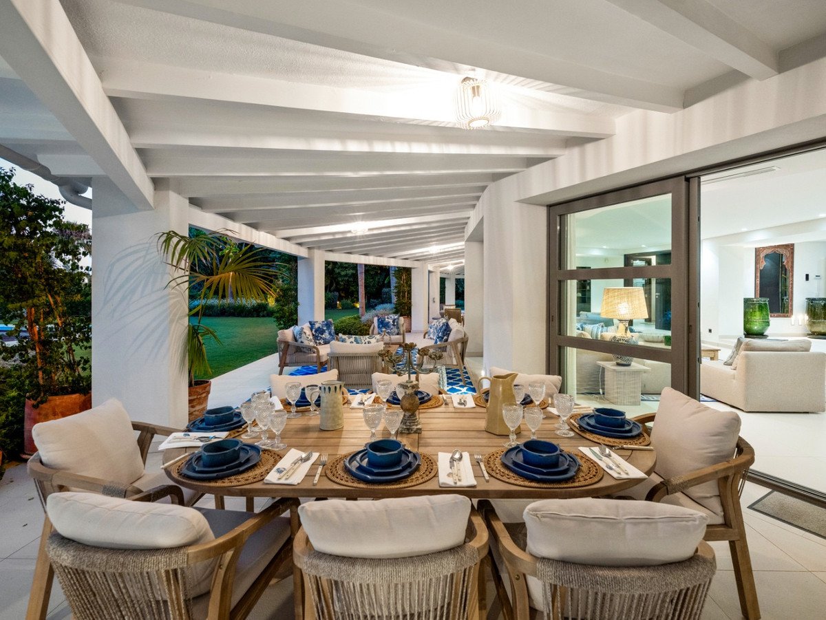 5 Bed Detached Villa in Nueva Andalucía