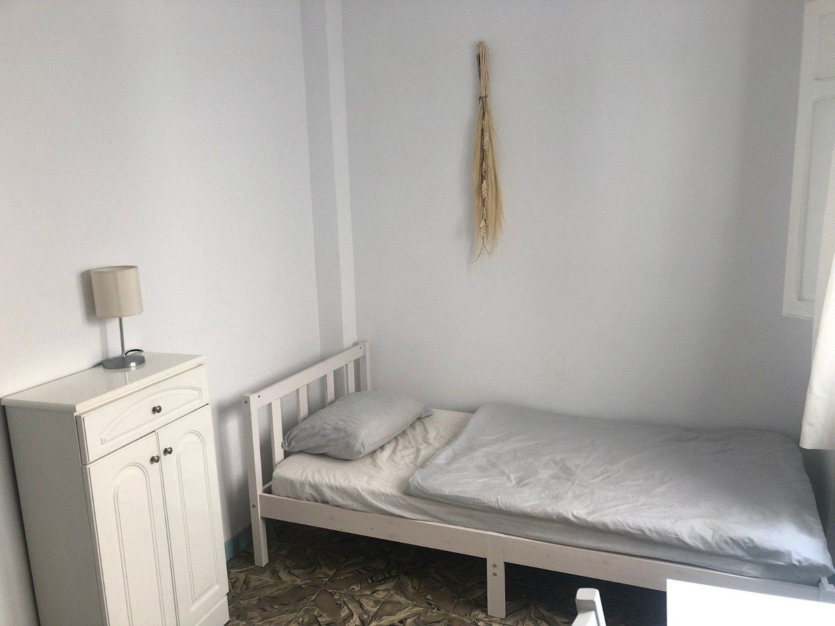 4 Bed Middle Floor Apartment in Alicante City