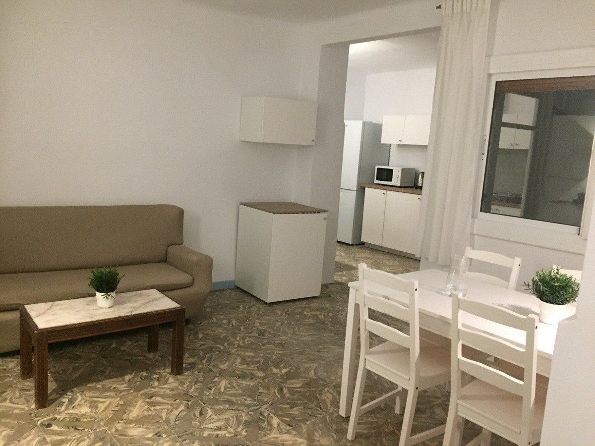 4 Bed Middle Floor Apartment in Alicante City