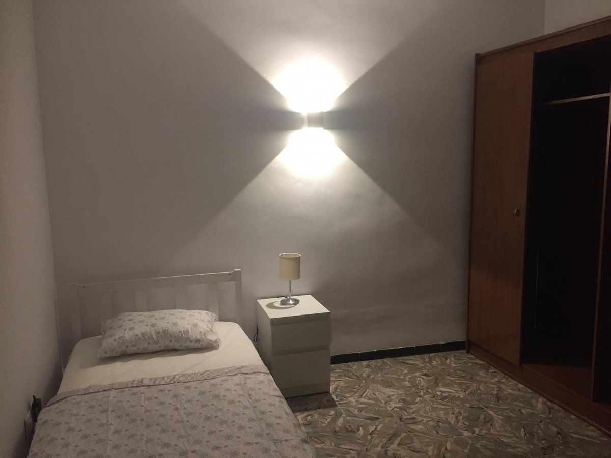 4 Bed Middle Floor Apartment in Alicante City