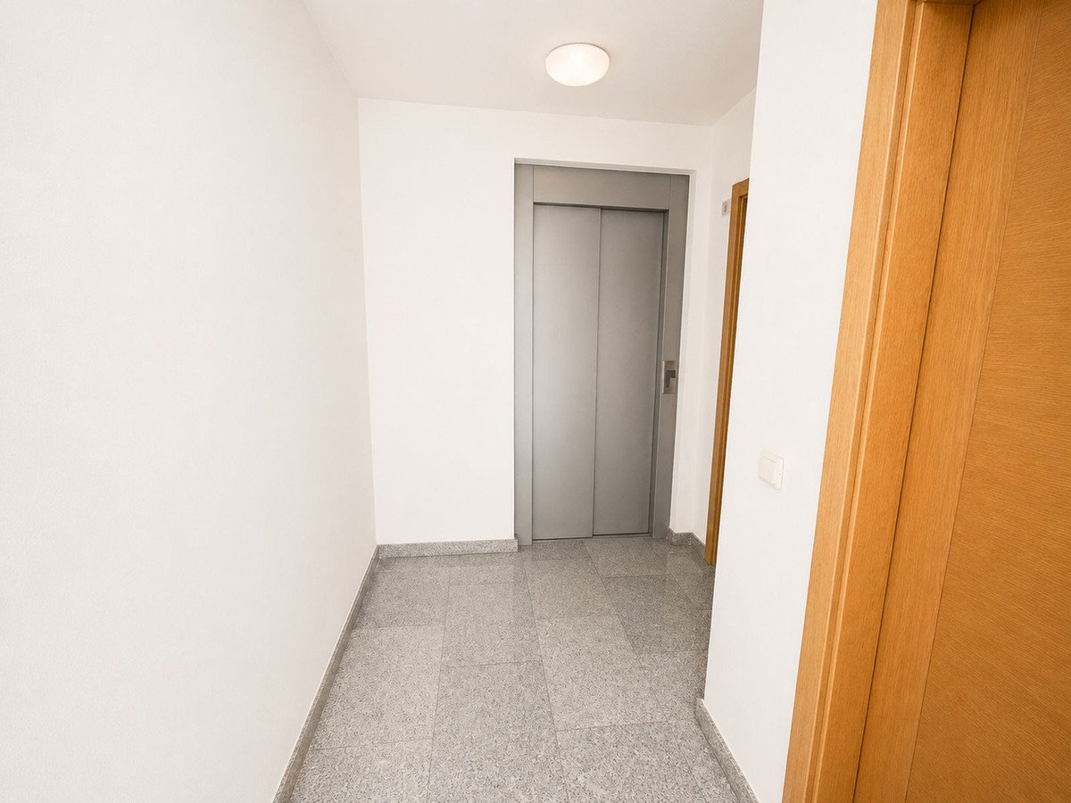 2 Bed Middle Floor Apartment in Guaro