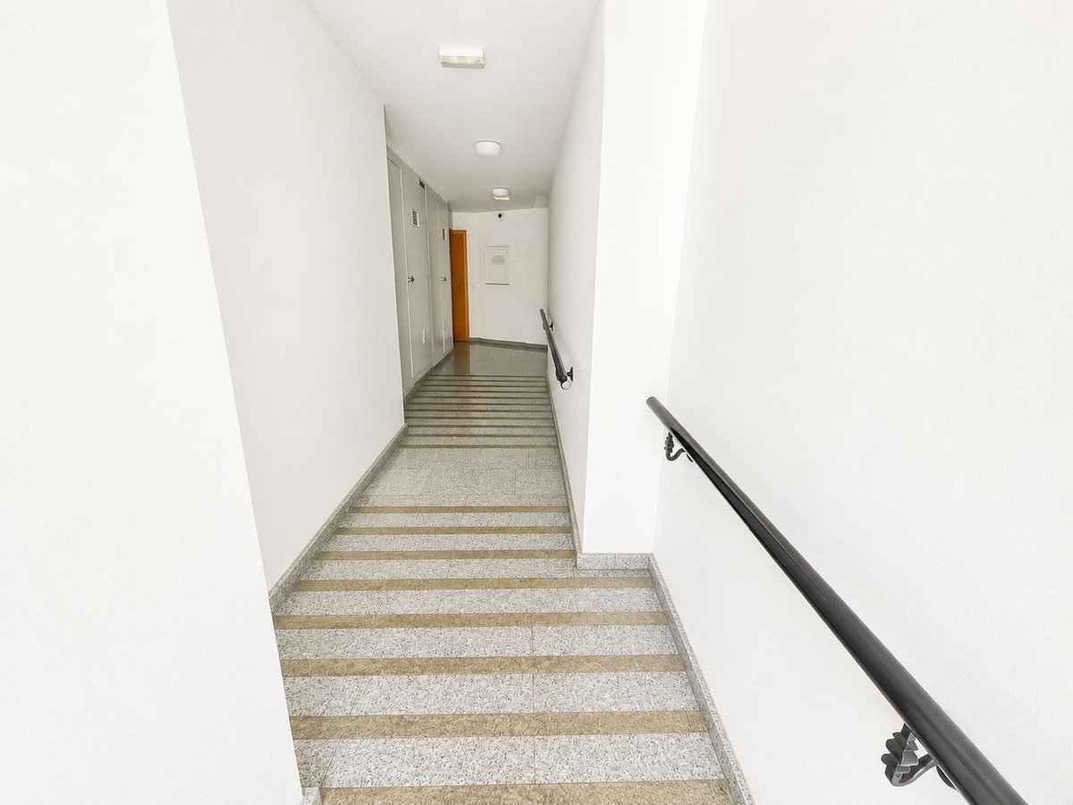 2 Bed Middle Floor Apartment in Guaro