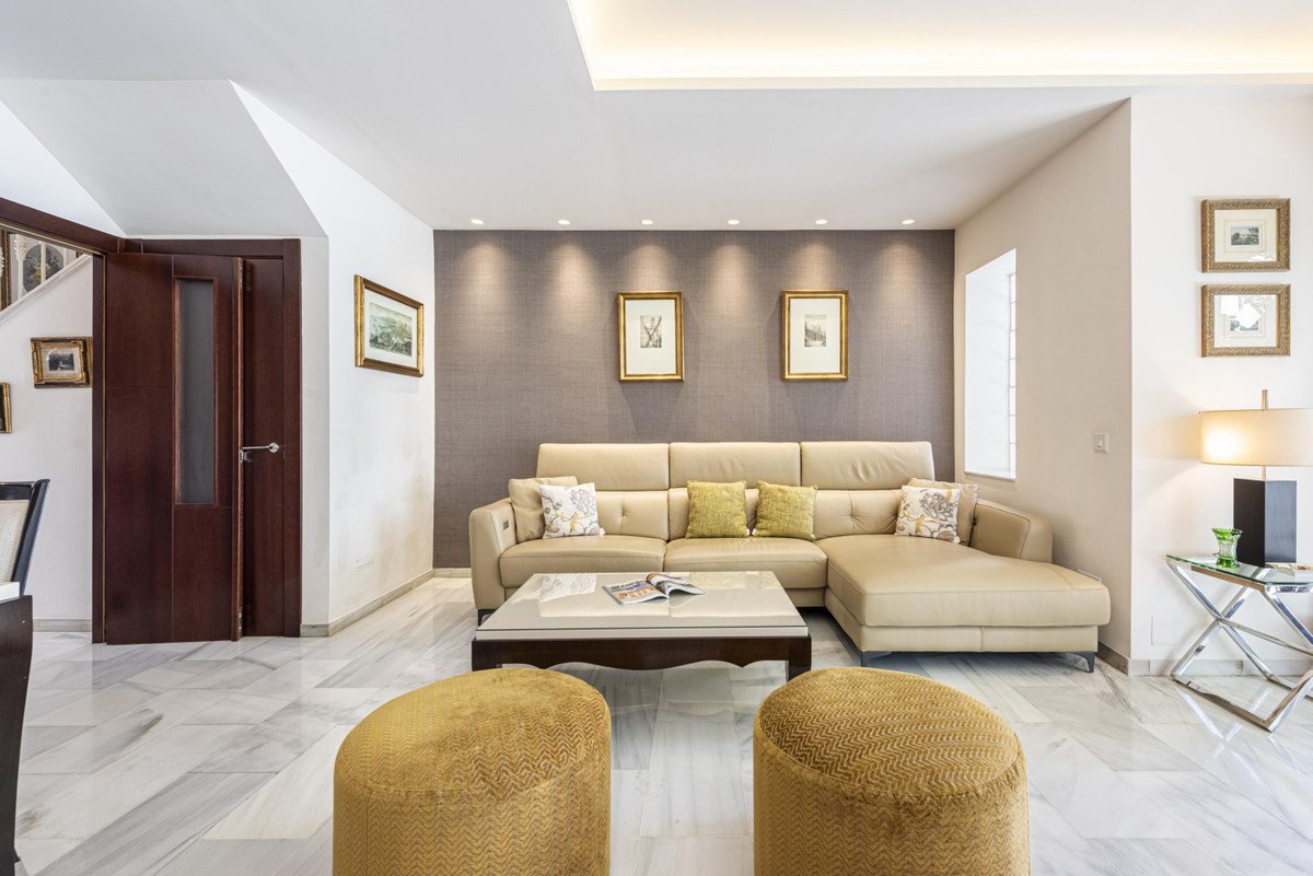 4 Bed Townhouse in Marbella