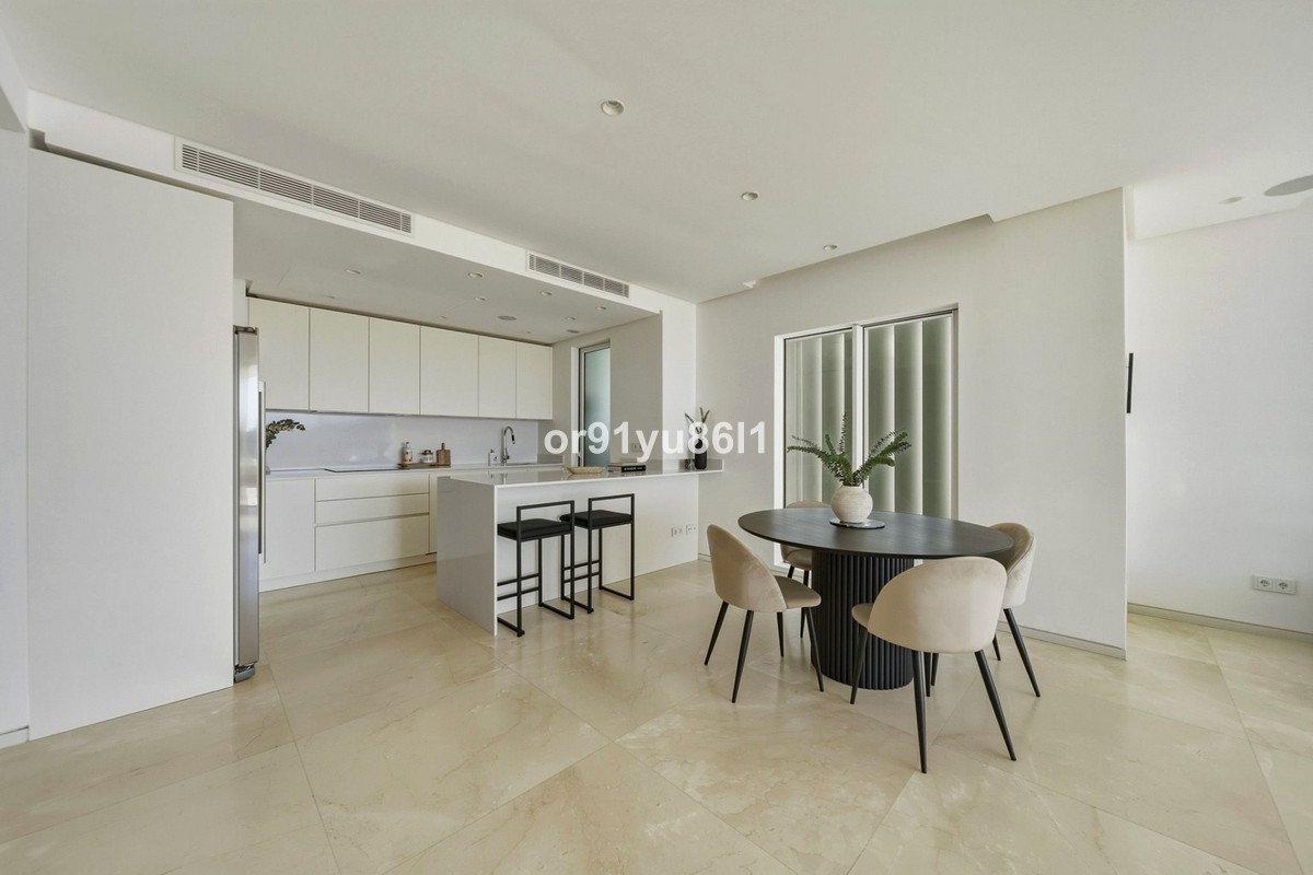 3 Bed Middle Floor Apartment in Ojén