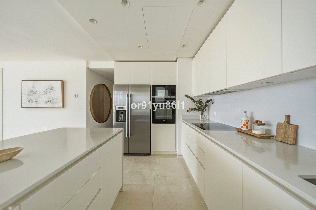3 Bed Middle Floor Apartment in Ojén