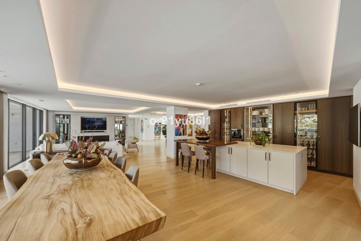 3 Bed Middle Floor Apartment in Ojén
