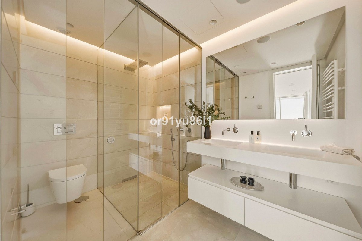 3 Bed Middle Floor Apartment in Ojén