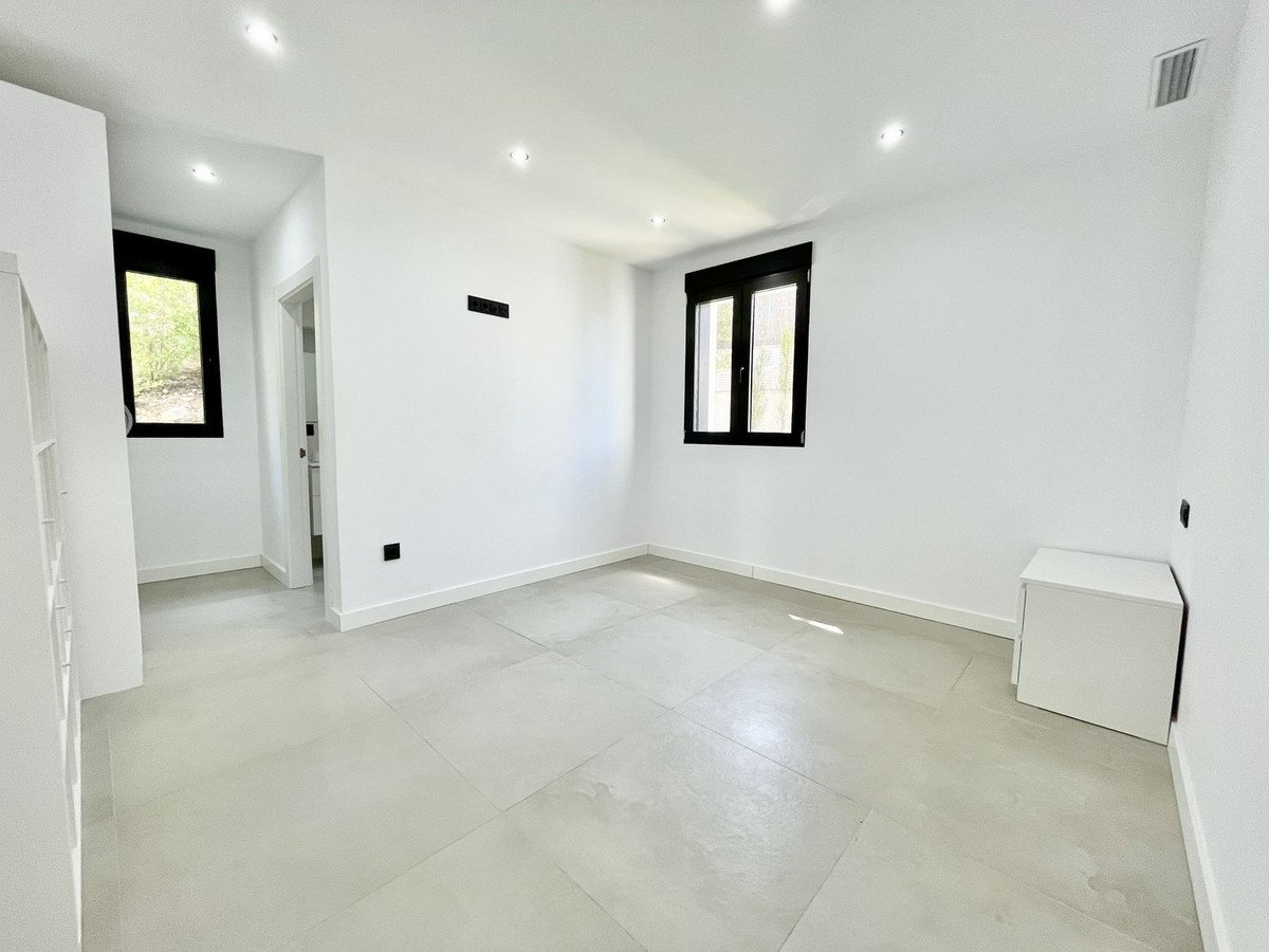 5 Bed Detached Villa in L'Albir