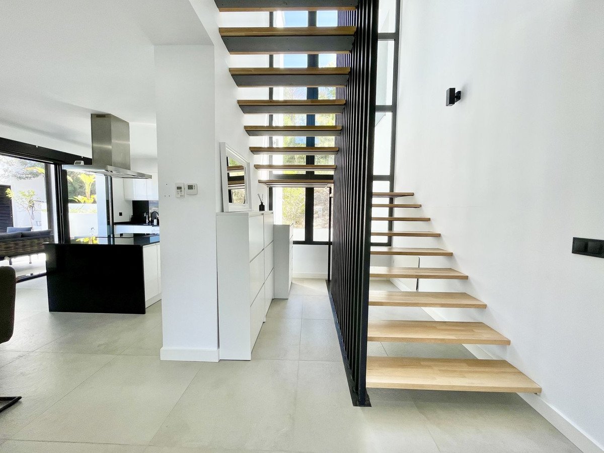 5 Bed Detached Villa in L'Albir