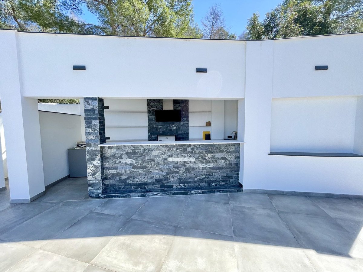 5 Bed Detached Villa in L'Albir