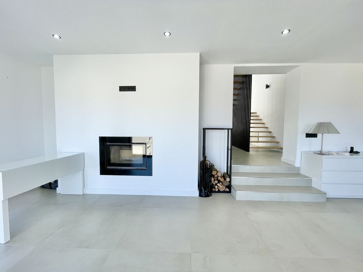 5 Bed Detached Villa in L'Albir