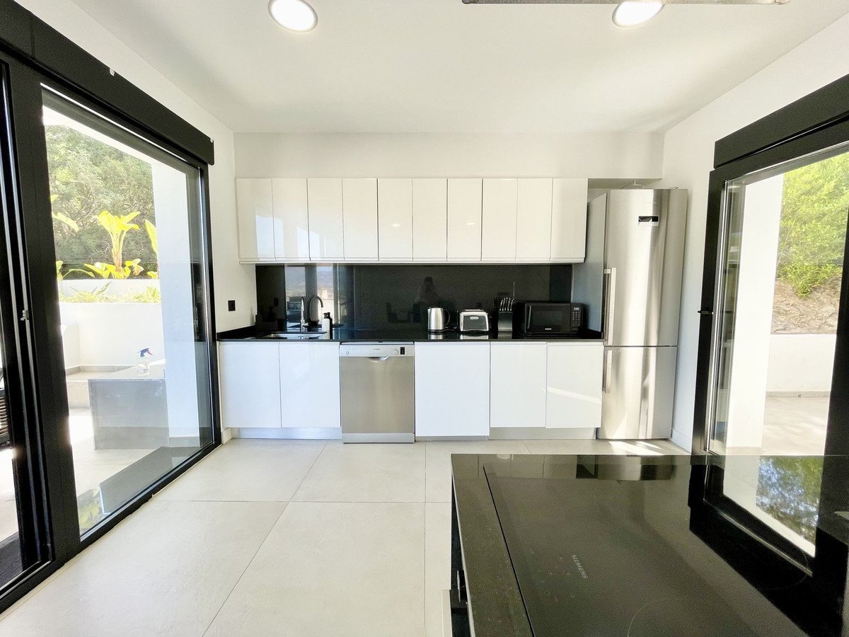 5 Bed Detached Villa in L'Albir