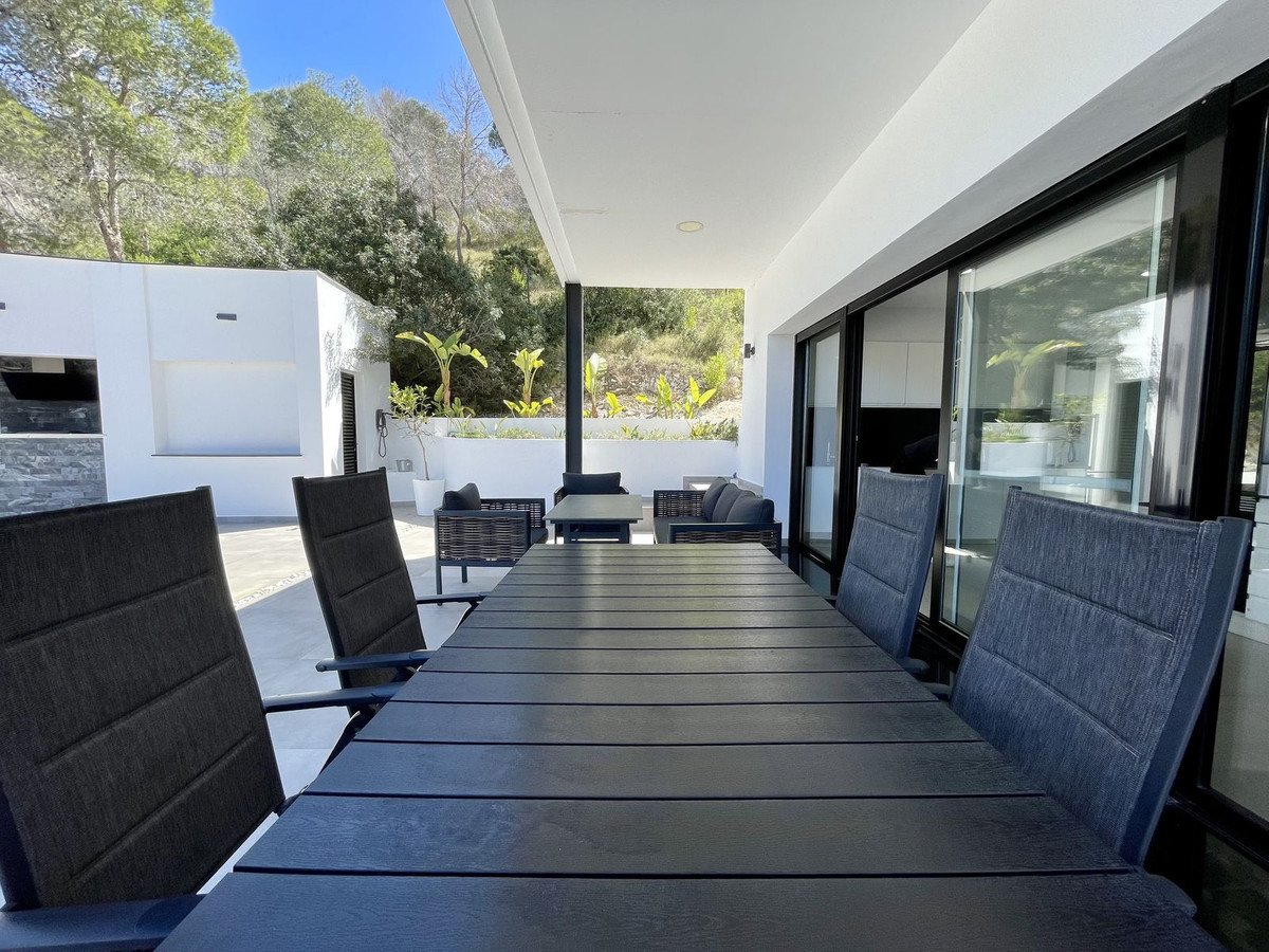 5 Bed Detached Villa in L'Albir