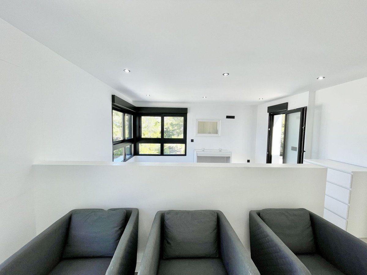 5 Bed Detached Villa in L'Albir